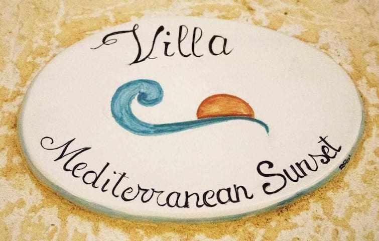 Mediterranean Sunset Villa 푼타브라쎄토 외부 사진