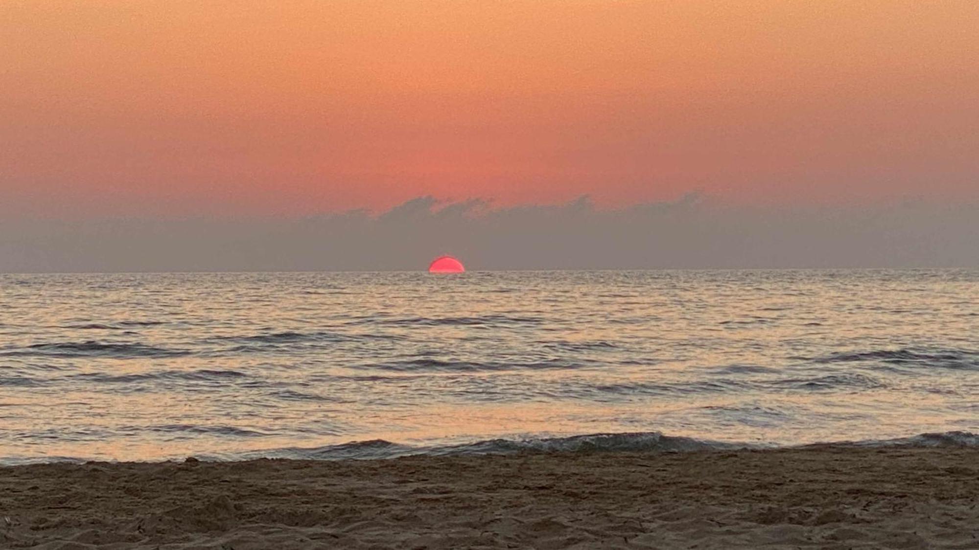 Mediterranean Sunset Villa 푼타브라쎄토 외부 사진